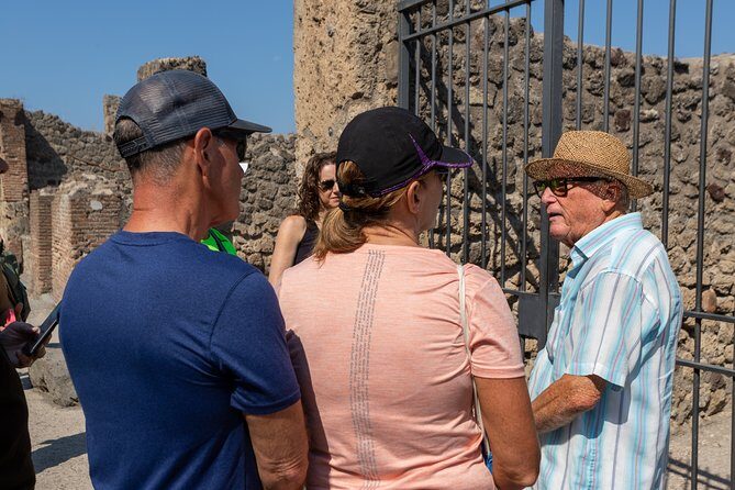 Private Pompeii Tour With Guide and Transfer Included - Anfiteatro Romano: the oldest surviving amphitheater feel