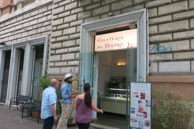 Private Roman Vegetarian Food Tour - Campo de Fiori Again: Cheese and Pear Energy