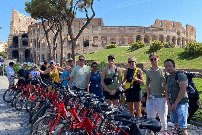 Private Rome Bike Tour - Trevi Fountain: coin-throw time plus actual photo room