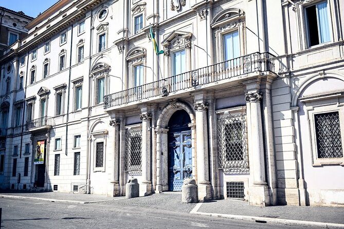 Private Rome Food Tour in the Historic Centre with 8+Tastings - The Four Rivers fountain: 17th-century Rome with a Roman obelisk