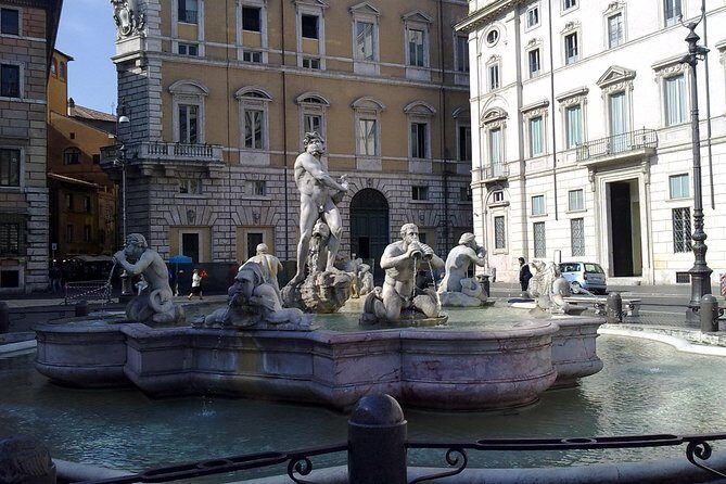 Private Sightseeing Tour of Rome and Vatican Museums with Your Driver - How the drivers and guides shape your day