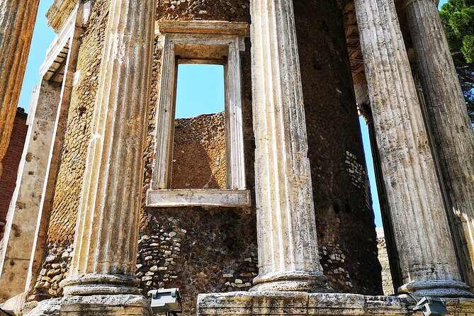 Private Tivoli Day Trip from Rome: Outstanding Villas - Price and value: is $878.07 per person really worth it?