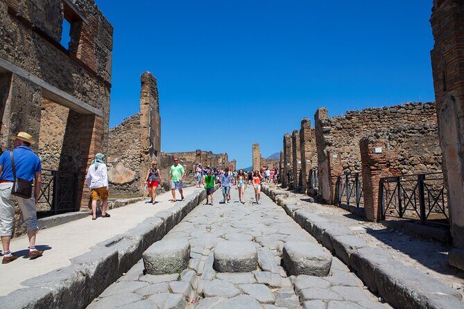 Private Tour in Pompeii Sorrento and Positano - Price and value: what $375.68 includes, and what you’ll pay extra