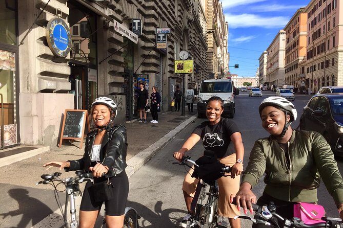 Private tour in Rome with an Electric bike and Local Food - Trastevere: street-life energy and easy food moments