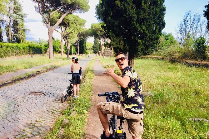 Private tour in Rome with an Electric bike and Local Food - 4 hours, 5 stops: how the route flows