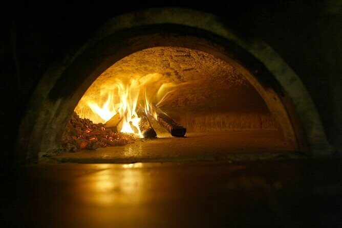 Private Tour: Naples Food Tasting Tour by Vintage Fiat 500/600 - A private pizza-making class: knead, bake, and top a Neapolitan pizza