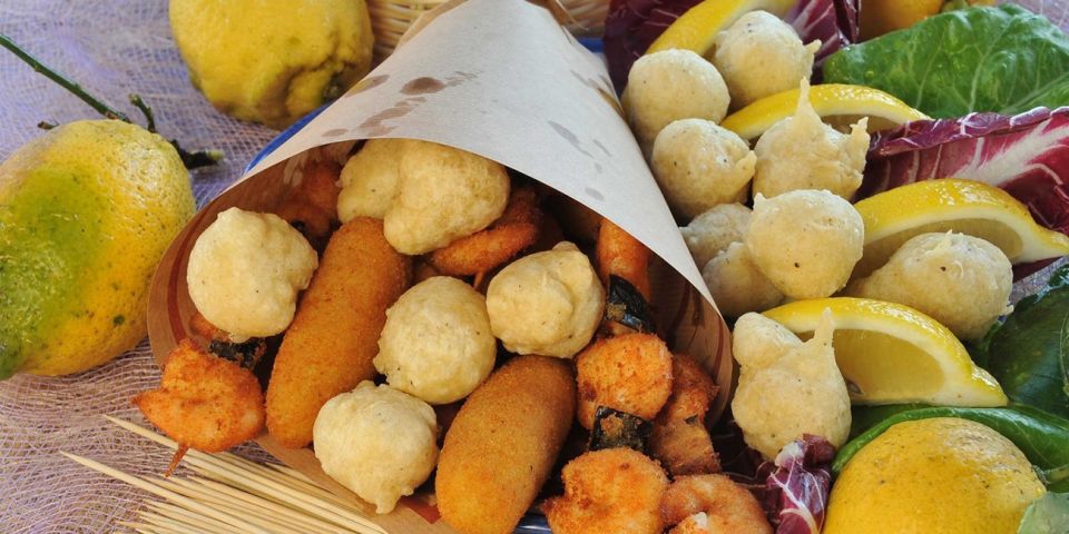 Private Tour: Naples Food Tasting Tour by Vintage Vespa - Gay Odin chocolate factory: what to know before you plan your day