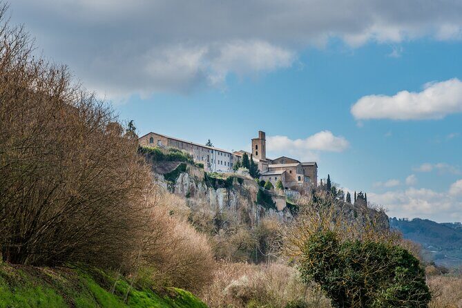Private Tour of Orvieto including Duomo (Cathedral) - Sant’Andrea e Bartolomeo: the architecture stop most people skip