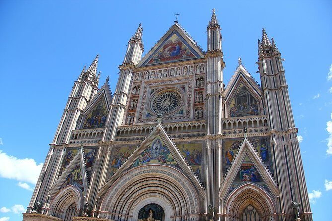 Private Tour of Orvieto including Duomo (Cathedral) - Duomo di Orvieto: the gold façade and Signorelli’s artistic impact
