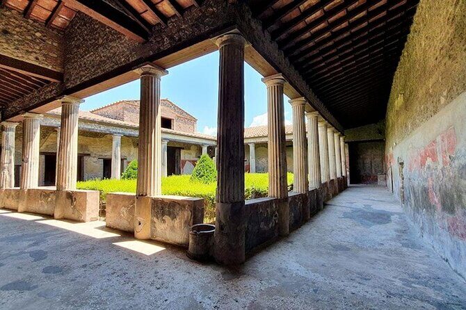 Private Tour of Pompeii, Herculaneum and Vesuvius from Naples - How long you get at each stop (and how to plan your day)