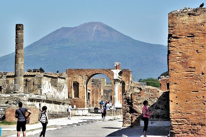 Private Tour of Pompeii with official tour guide and skip the line tickets - Villa dei Misteri: Frescoes and a Mystery Cult Theme (Ticket Not Included)