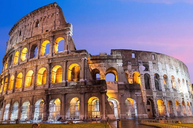 Private tour of the Colosseum and entrance to the Forum and Palatine - Roman Forum on the Via Sacra: guided context, then your own pace