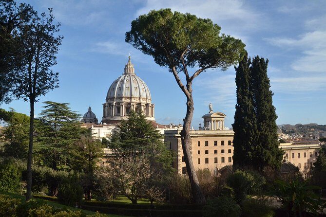 Private Tour of Vatican with St. Peter's, Papal Tombs and Dome - Sistine Chapel: 30 Minutes That Actually Helps You See It