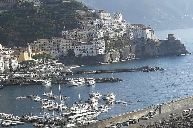 Private Tour Positano, Amalfi and Ravello by Minivan Mercedes - Limoncello and Melloncello tastings: a small win that feels local