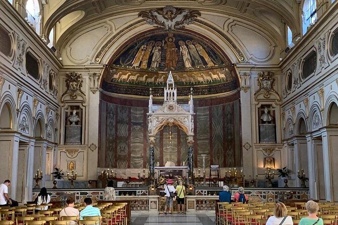 Private Tour - Trastevere and Villa Farnesina - What makes the guide experience feel worth paying for