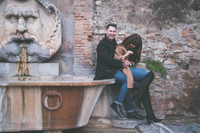 Private tour with photographer of Rome - Trevi Fountain at Photo Time: Iconic Background, Faster Shots