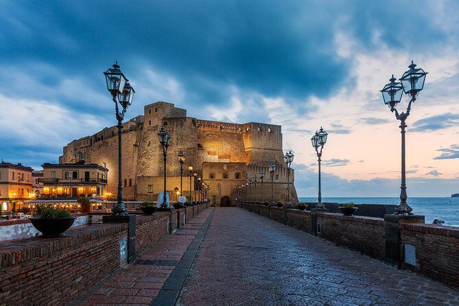 Private Transfer from Naples to Pompeii or vice versa. - Returning to Naples: punctual drivers and the human side of the route