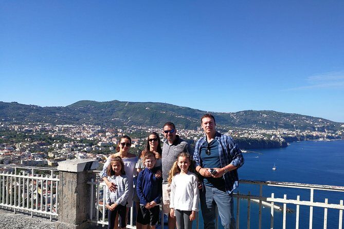 Private Transfer from Naples to Positano or Praiano or Viceversa - Inside the Ride: AC, Wi‑Fi, Bottled Water, and a Safe Pace