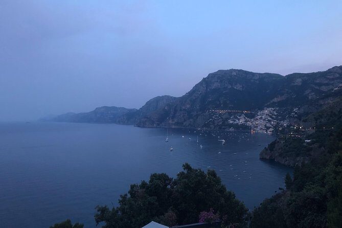 Private Transfer from Naples to Positano with Pick Up - The Vehicle Experience: AC, Wi‑Fi, and a Calm Arrival Pace
