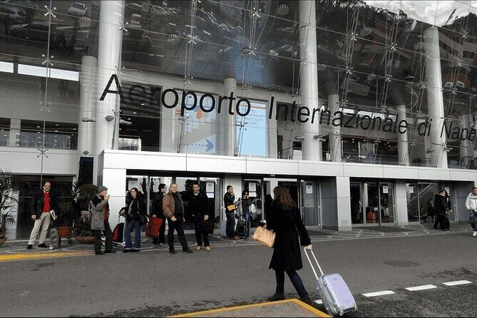 Private transfer from Naples to Sorrento and Vice Versa - Drivers you can relax with: communication and safe, steady driving