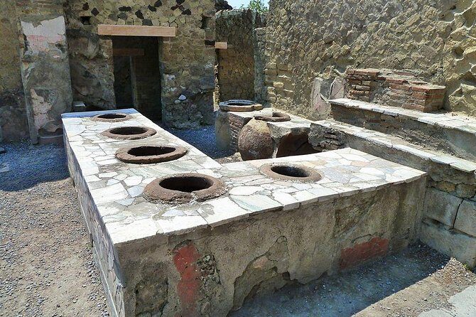 Private Transfer from Naples to Sorrento with Stop at Pompeii - The Pompeii stop: drop-off right at the ruins entrance