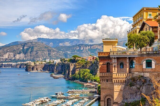 Private Transfer from Naples Train Station to Sorrento - The Private Van Ride: Cost Sharing That Makes Sense