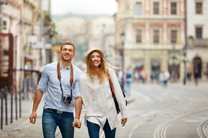 Private Transfer from Rome to Naples, Hotel-to-hotel, English-speaking driver - Air-conditioned comfort: choosing the right vehicle for your group