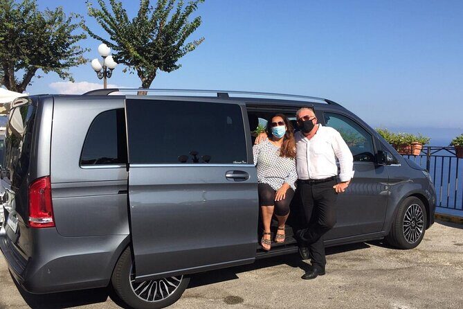 Private Transfer from Rome to Positano with Stop a Pompeii - Rome to Positano in a Mercedes, With Pompeii Paused In