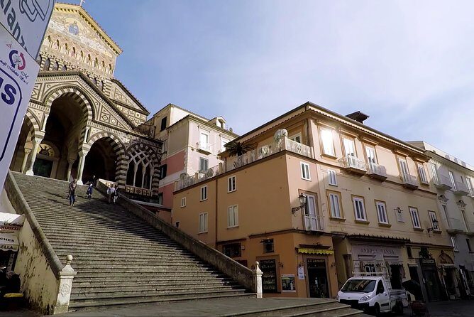 Private Transfer NAPLES to AMALFI or vv (with Stop option in Pompeii) - Optional Pompeii stop: how to add it without headaches