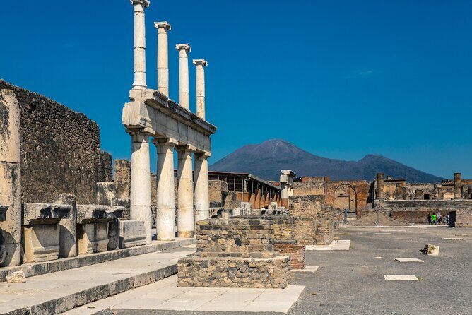 Private Transfer: Naples to Sorrento with Pompeii Guided Tour - A Quick Tour of Pompeii’s Street Life and Bathing Culture