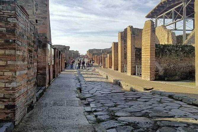 Private transfer to Positano via Pompeii - Timing for Pompeii: Opening Hours and Weather Matter