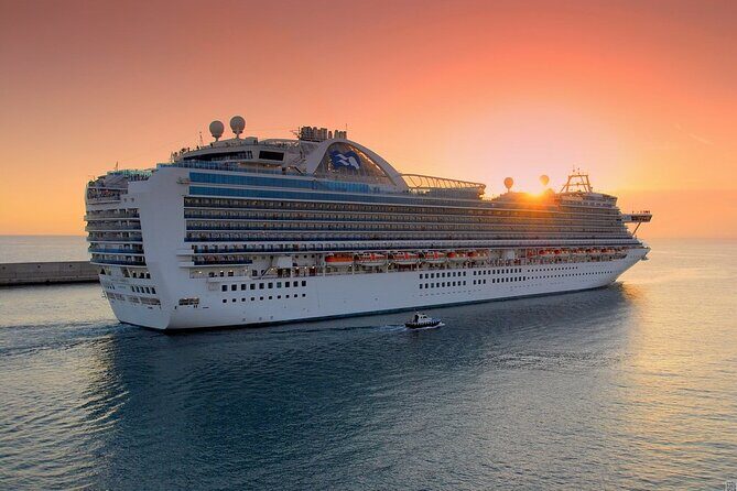 Private Transport from Civitavecchia Port to Rome or vice versa - The Civitavecchia pickup moment: where you gain real time