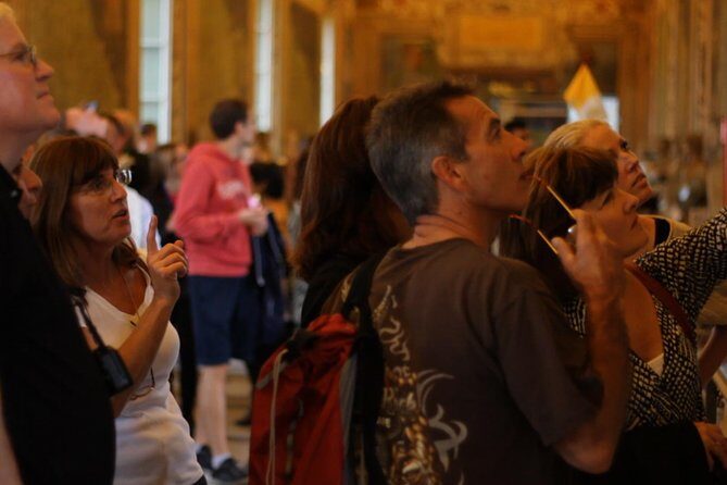 Private Vatican Highlights Tour - Skip The Line - St. Peter’s Square: Markings and Saints With Context