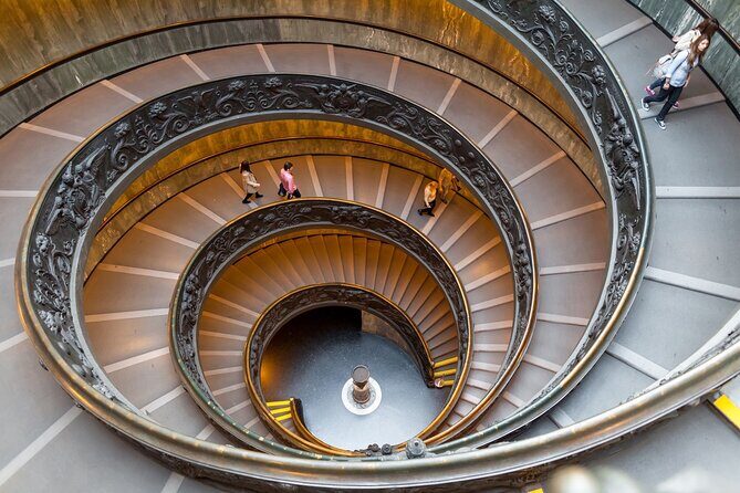 Private Vatican Museums & Sistine Chapel Skip-the-Line - Private guide perks: getting your questions answered (and not feeling rushed)