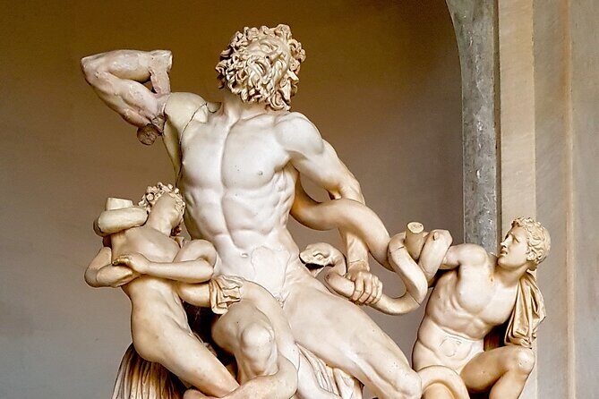 PRIVATE Vatican, Sistine Chapel & St. Peter's Basilica (shortcut) - Quick hits before you go