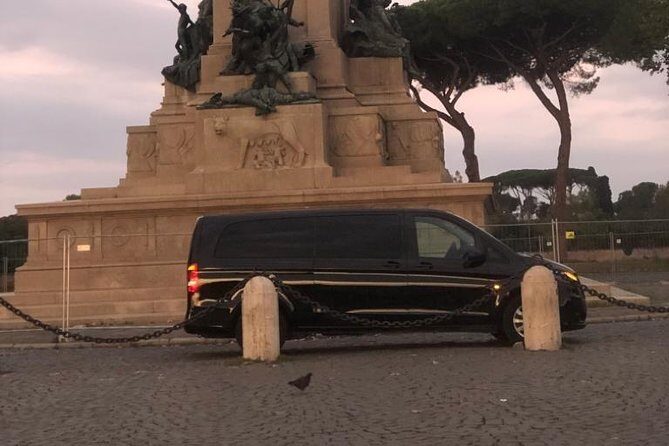 Private VIP Airport Transfer from Rome City to Rome Airport - Rolling up to the departure terminal ready for check-in