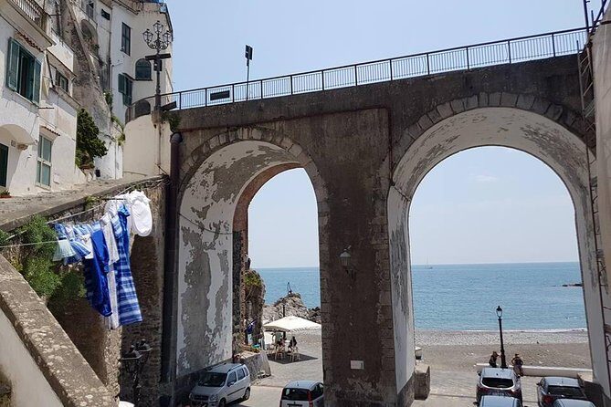 Private Walking tour from Ravello to Amalfi following Escher works - Snack, Lunch, and How to Handle Food Without Stress
