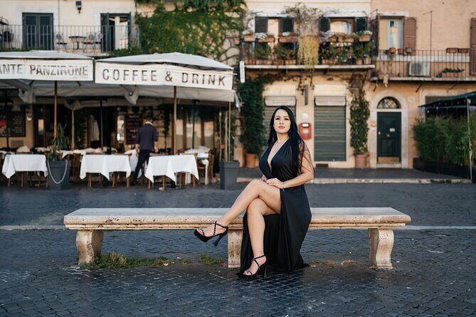 Professional Photoshoot in Eternal City Rome - Meeting at Via del Colosseo: Getting Started Smoothly