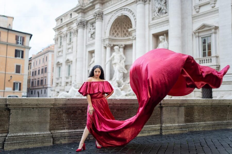 Professional Photoshoot in the Eternal City Rome - The Flying Dress Session (17 Colors) and Why It Works for Rome
