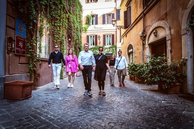 Professional Shooting in the most Romantic Places of Rome - Timing, Crowds, and Choosing the Right Time Slot