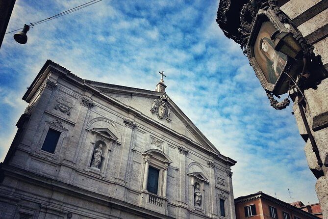 Raphael and Caravaggio in the Roman Churches Private Tour - Santa Maria del Popolo: A Legend-Driven Start and a Very Unusual Interior