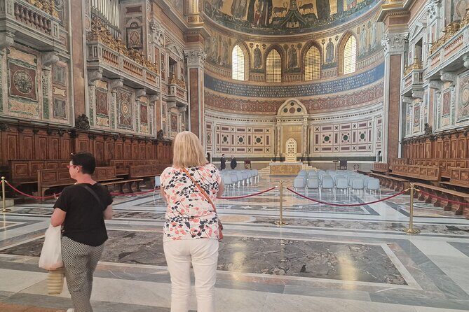 Relics from Passion of the Christ Tour in Rome - Meeting at Piazza Santa Maria Maggiore and keeping the day moving