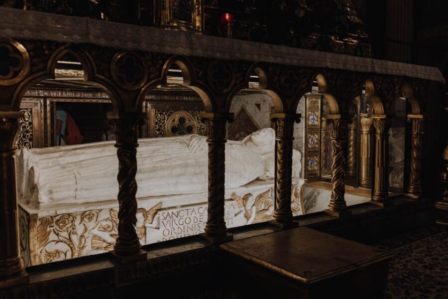 Renaissance Women of Caravaggio and the Borgia Family - Where you start by Trajan’s Column (Piazza Venezia)