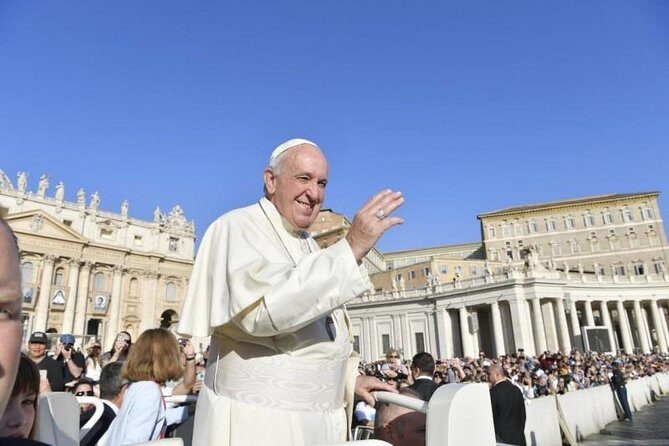 Reserved Papal Audience Ticket with Assistance On Site - Pickup assistance and transport: what’s extra and when it helps