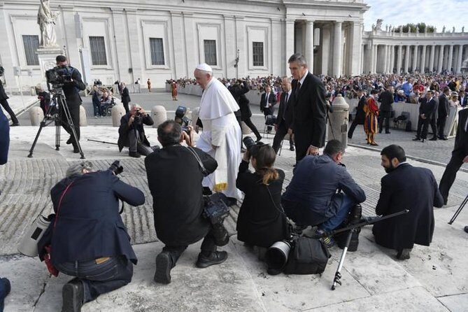 Reserved Papal Audience Ticket with Assistance On Site - The morning game plan: arrival time, security, and where to stand