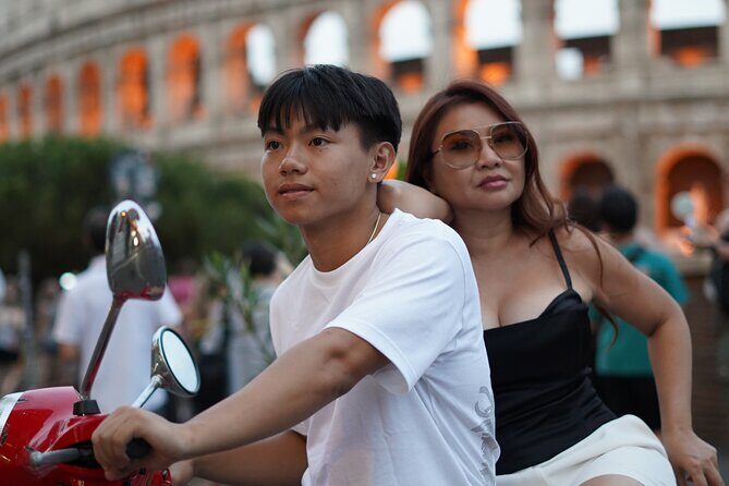 Roma City Vespa tour Big Group - Meeting at Via del Colosseo and starting near transit