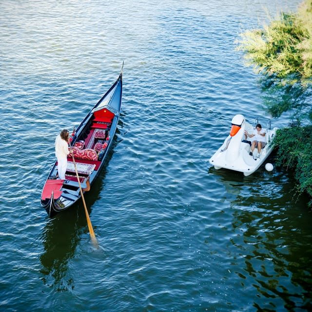 Roma: The one and only Roma Gondola tours on the lake! - Key Things to Know Before You Go