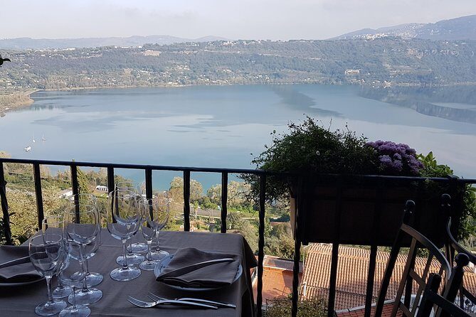 Roman Countryside: Wine and Food Tasting, Private Day Tour - A food-and-wine day that stays human-sized