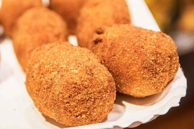Roman Food Experience Semi - Private Tour - Campo de’ Fiori stop: supplì and pizza with craft beer