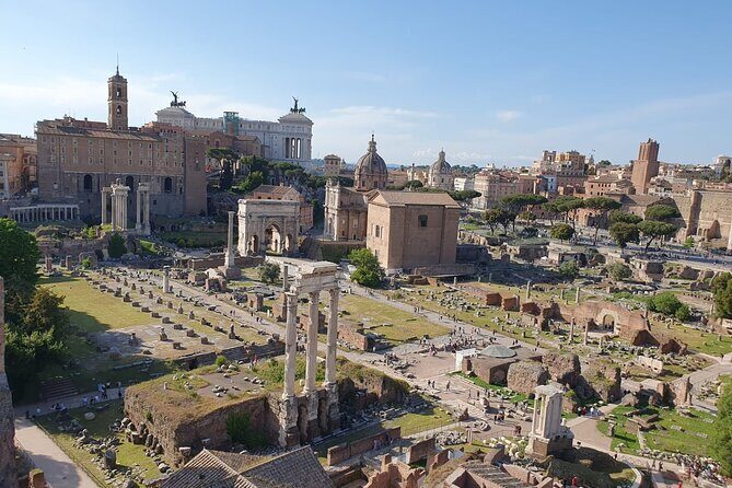 Roman Forum and Palatine Hill Access - Where you meet TravelR near the Colosseum